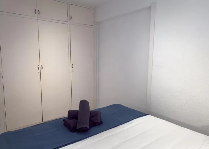 Acapulco * Costa Adeje (Tenerife)